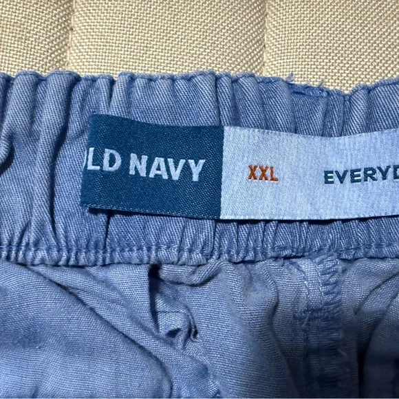 Old Navy Everyday Chino shorts. Size XXL NWT blue - Picture 3 of 4